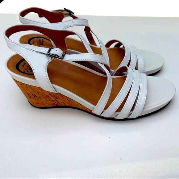 Abeo Loretta White Leather Orthotic Sandal: NWB - Picture 11 of 15